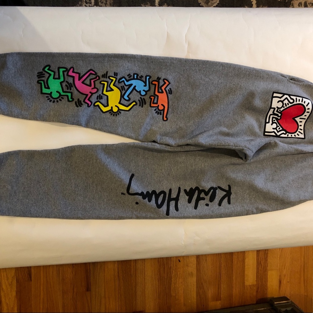 Keith Haring Small Men’s gray sweatpants with graphic detail